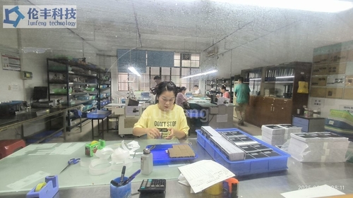 ตัวเลือกสวิทช์เมมเบรน: การแก้ไขที่กําหนดเองสําหรับอุปกรณ์ของคุณ โดย Shenzhen Lunfeng Technology